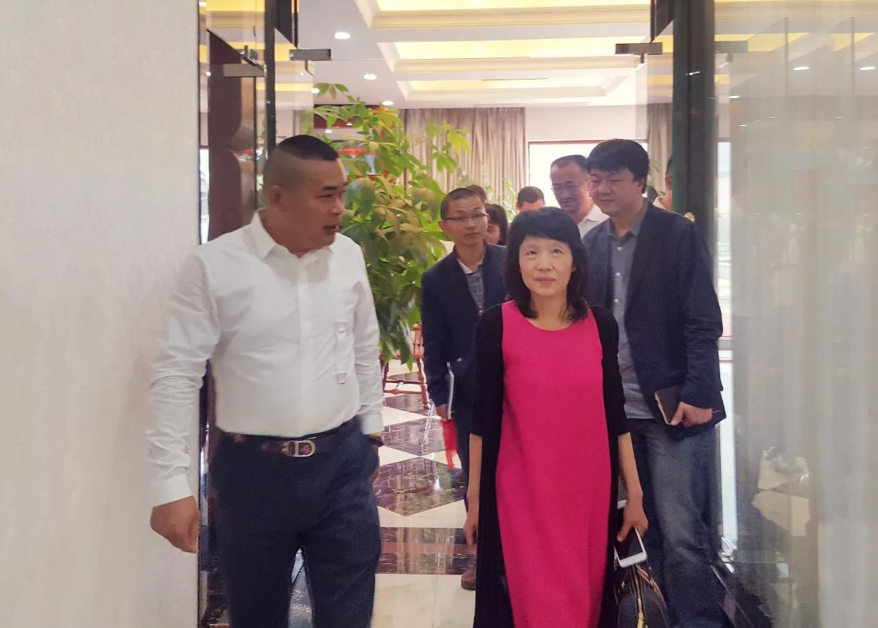 1548483165890973.jpg 40.jpg